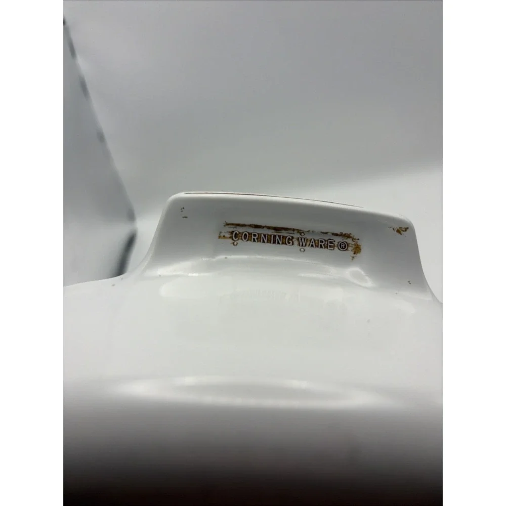 Corning‎ Ware Shadow Iris Casserole Dish with Lid, A-2-B, 2 Liter
